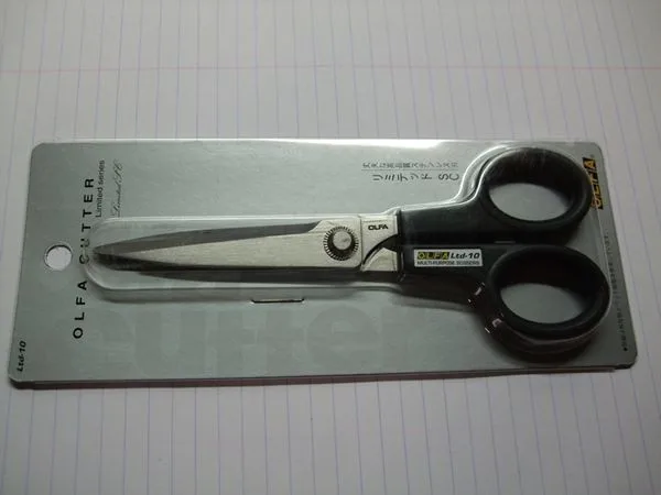 Ножици ограничена серия OLFA Blade Кътър SC ООД-10 Система за повторно нанасяне на нож за производство, ИЗРАБОТЕНИ В ЯПОНИЯ Изображение 1