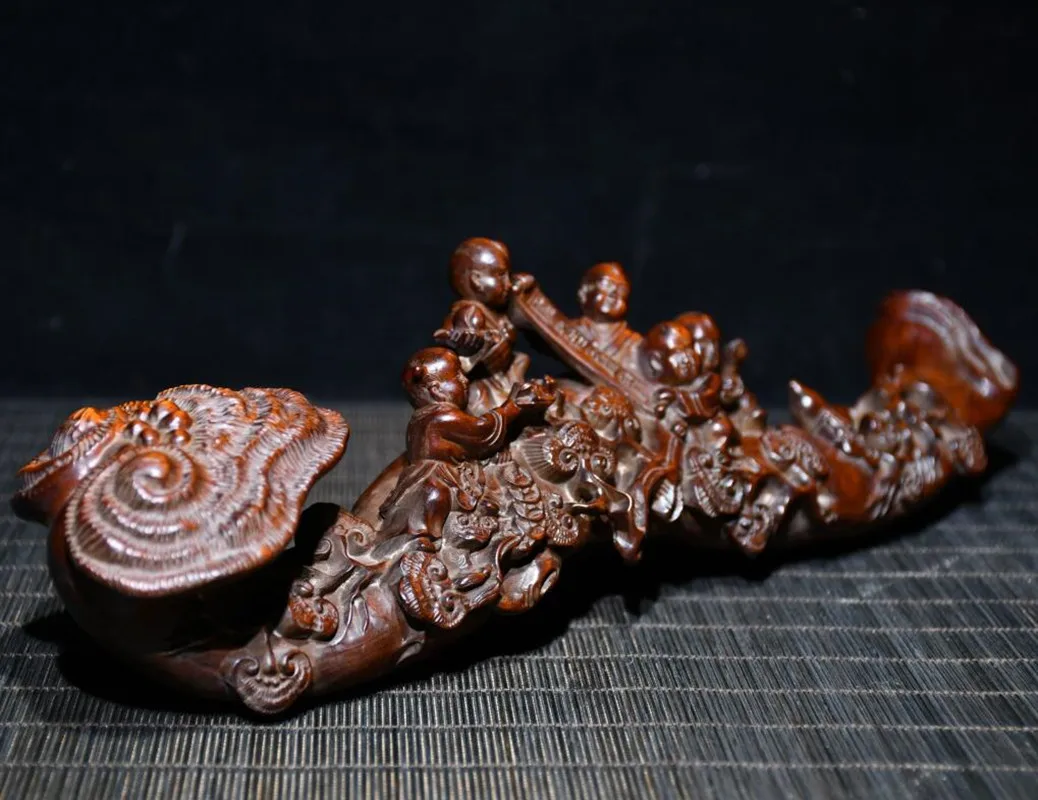 Архаичная статуя ръчно изработени от чемшир seiko five child ruyi crafts Изображение 3