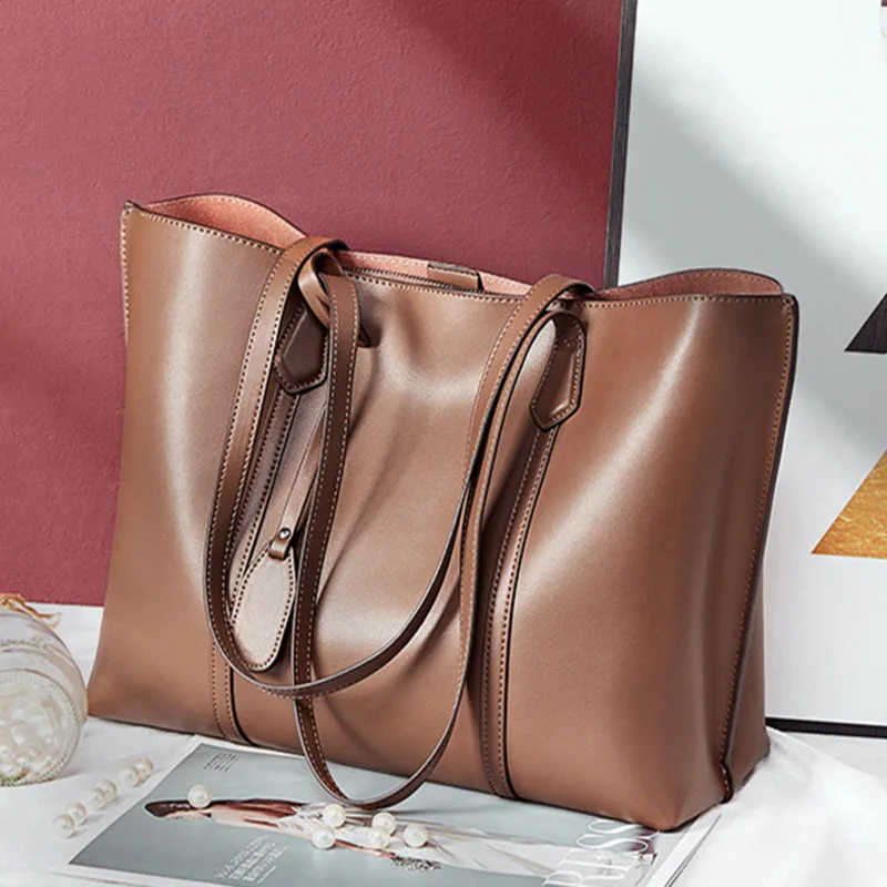 Брандираната Женствена чанта от Естествена Кожа, с Висококачествена Дамска чанта от Телешка Кожа, Чанти през рамо с пискюли, Ежедневни Дамски чанта-тоут, новост 2020 Г. Изображение 0