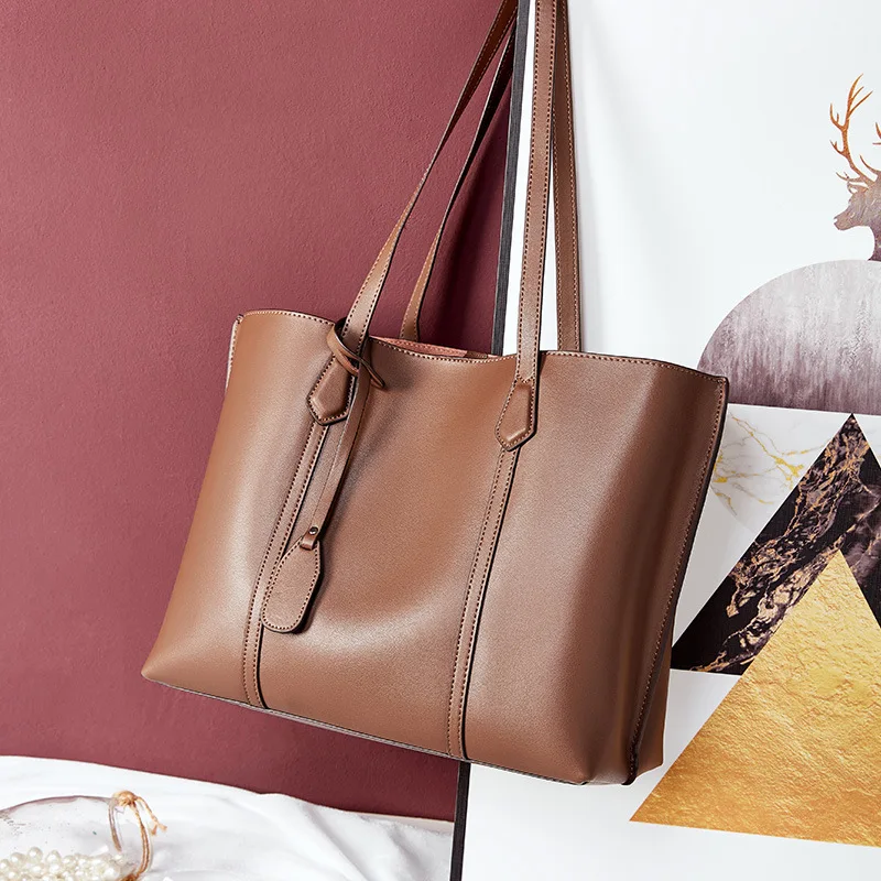 Брандираната Женствена чанта от Естествена Кожа, с Висококачествена Дамска чанта от Телешка Кожа, Чанти през рамо с пискюли, Ежедневни Дамски чанта-тоут, новост 2020 Г. Изображение 2