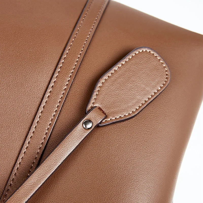 Брандираната Женствена чанта от Естествена Кожа, с Висококачествена Дамска чанта от Телешка Кожа, Чанти през рамо с пискюли, Ежедневни Дамски чанта-тоут, новост 2020 Г. Изображение 5
