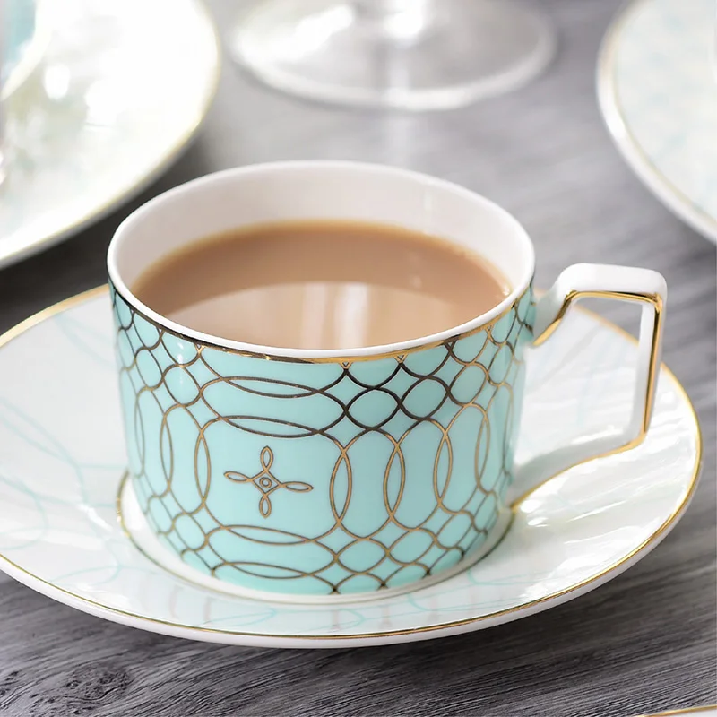 Отлично качество на фини керамични утайка от чаша Кратко розово-синьо Изображение златни линии послеобеденная чаша черен чай Изображение 1