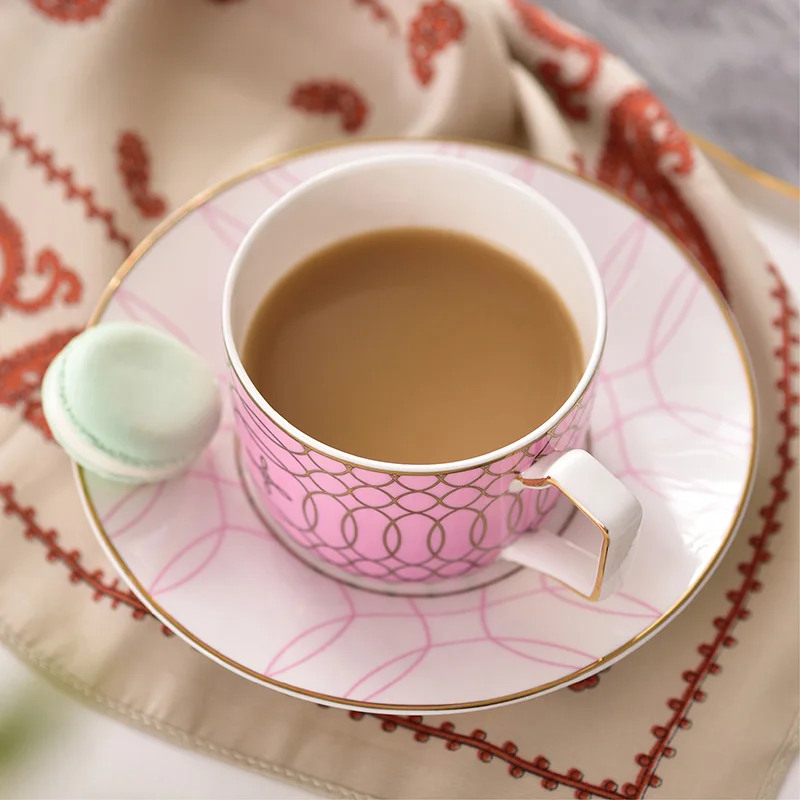 Отлично качество на фини керамични утайка от чаша Кратко розово-синьо Изображение златни линии послеобеденная чаша черен чай Изображение 2