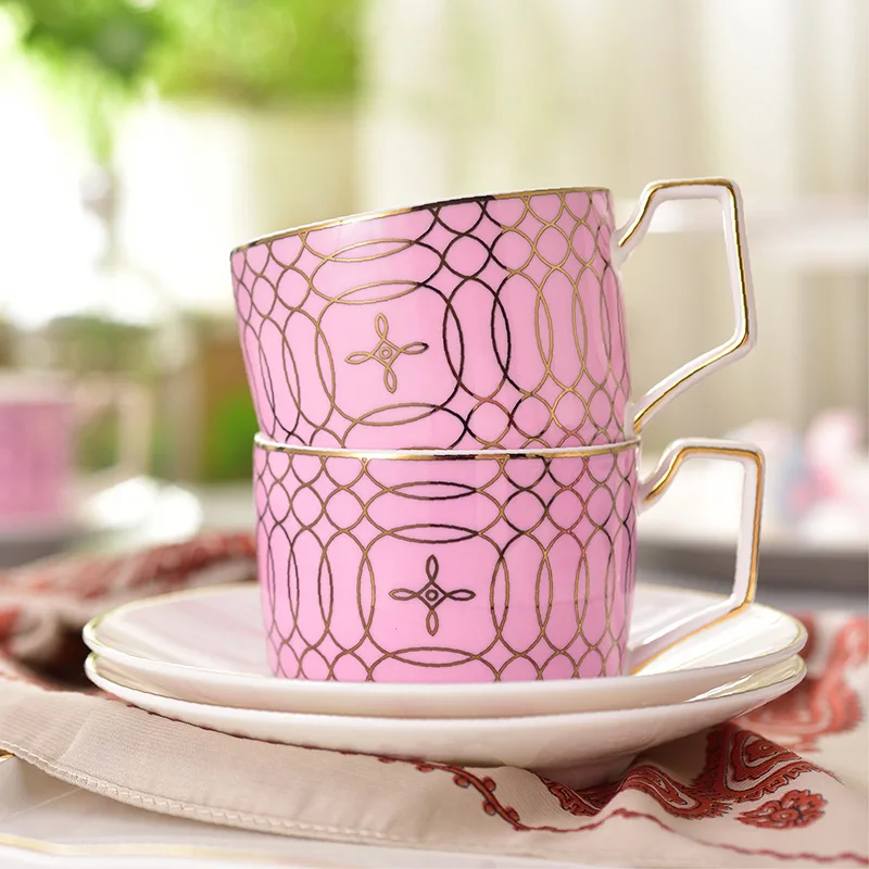 Отлично качество на фини керамични утайка от чаша Кратко розово-синьо Изображение златни линии послеобеденная чаша черен чай Изображение 3